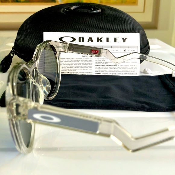 Oakley Kylian Mbappé Series Sunglasses - Picture 5 of 7